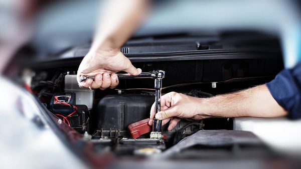 Why Should You Think About Car Maintenance When You Want to Sell A Car In Dubai?