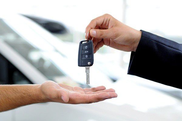 Traditional Methods to Sell My Car Fast in the UAE